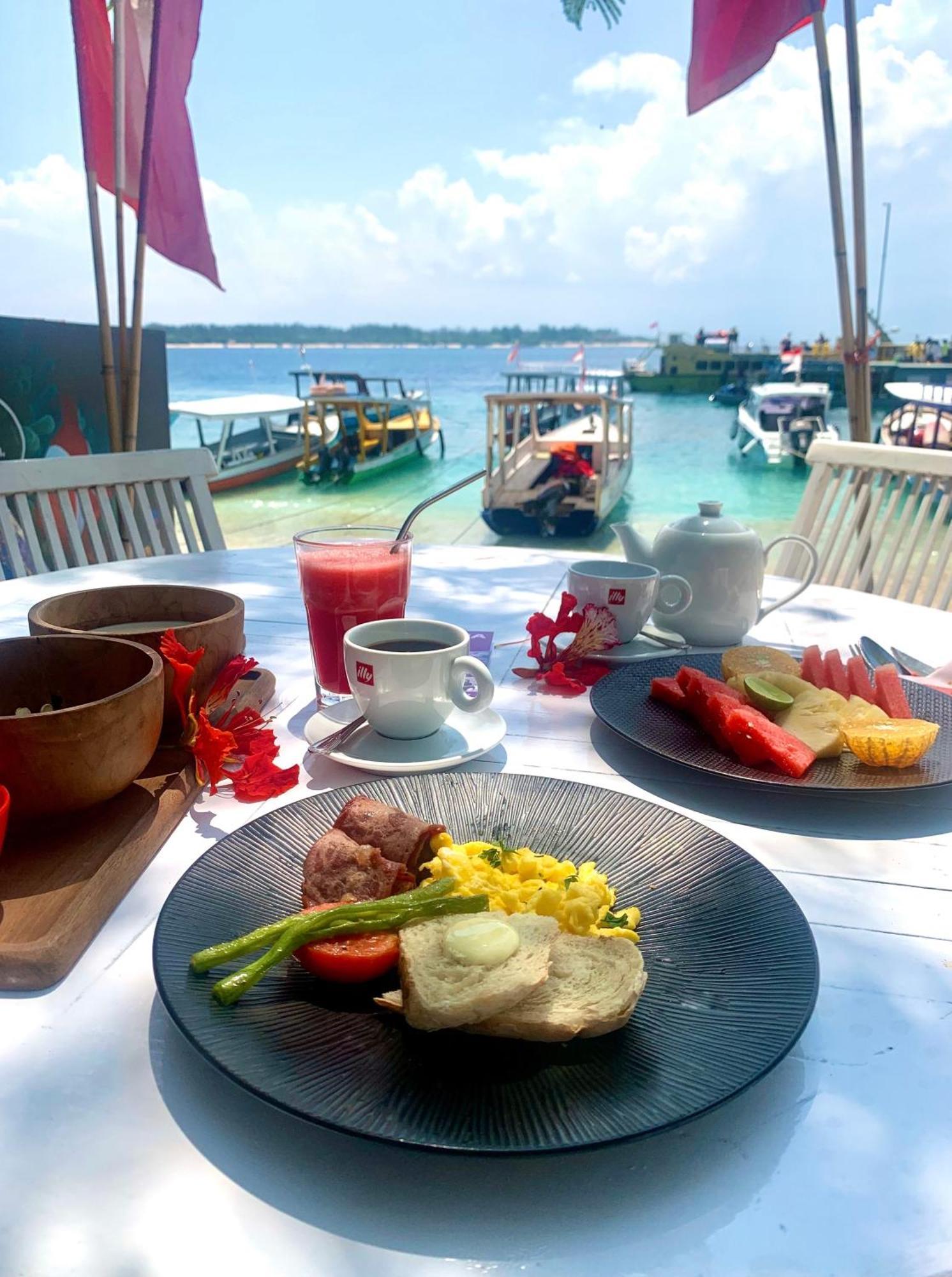 Diversia Diving Club & Bungalows Gili Trawangan Zewnętrze zdjęcie